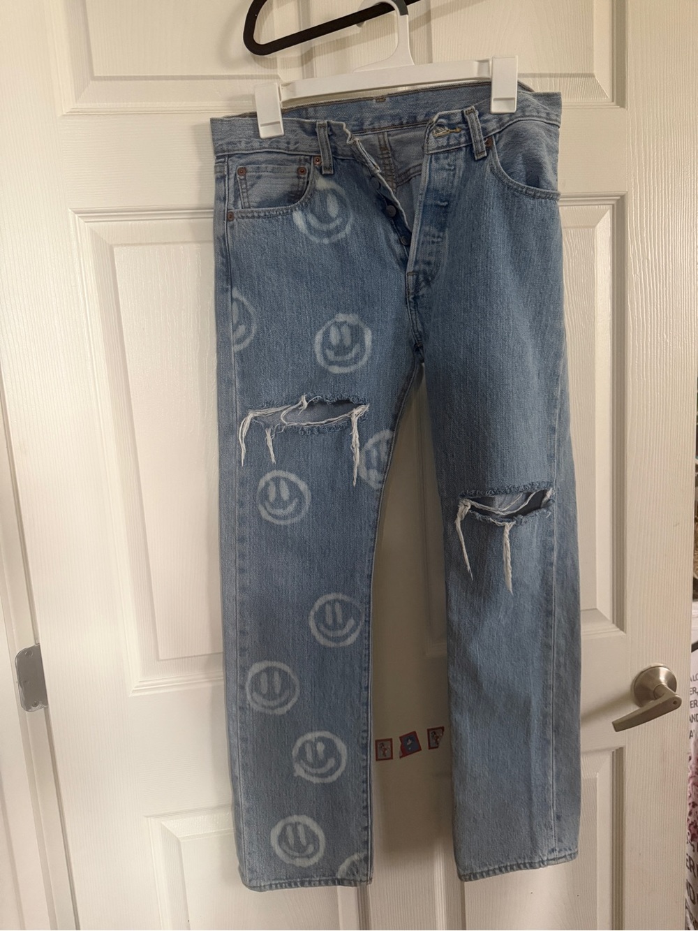 Light Blue Distressed Women’s Levi’s 501 with Smiley Print